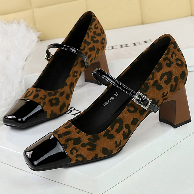 Shoe Tree - Sapatos BIGTREE com Estampa de Leopardo