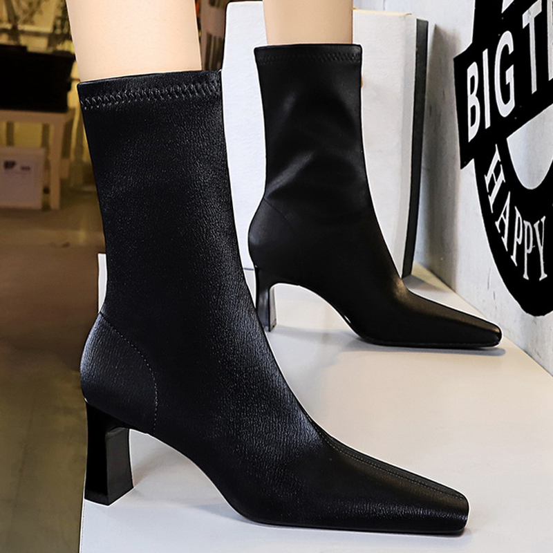 Botas Curtas de Outono Inverno - Shoe Tree avaliação e preço