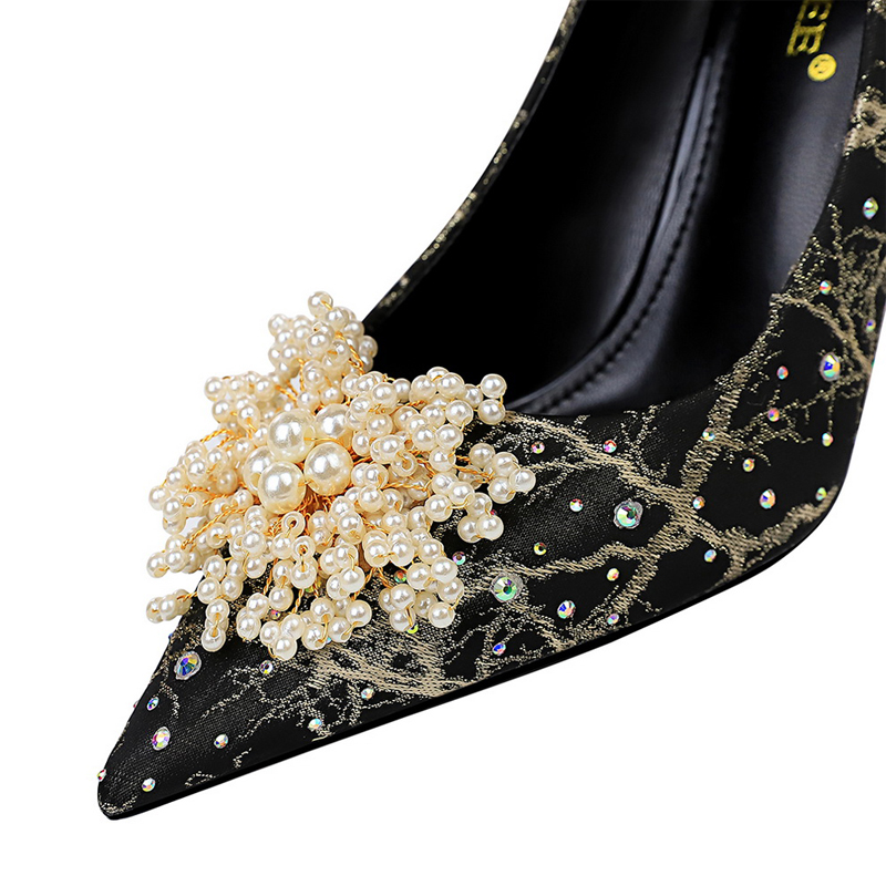 Bigtree sapatos pérola flores  - Shoe Tree avaliação e preço